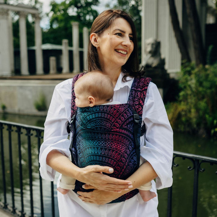 LennyLamb - LennyLight Baby Carrier - Peacock's Tail - Black Opal - Cloth and Carry