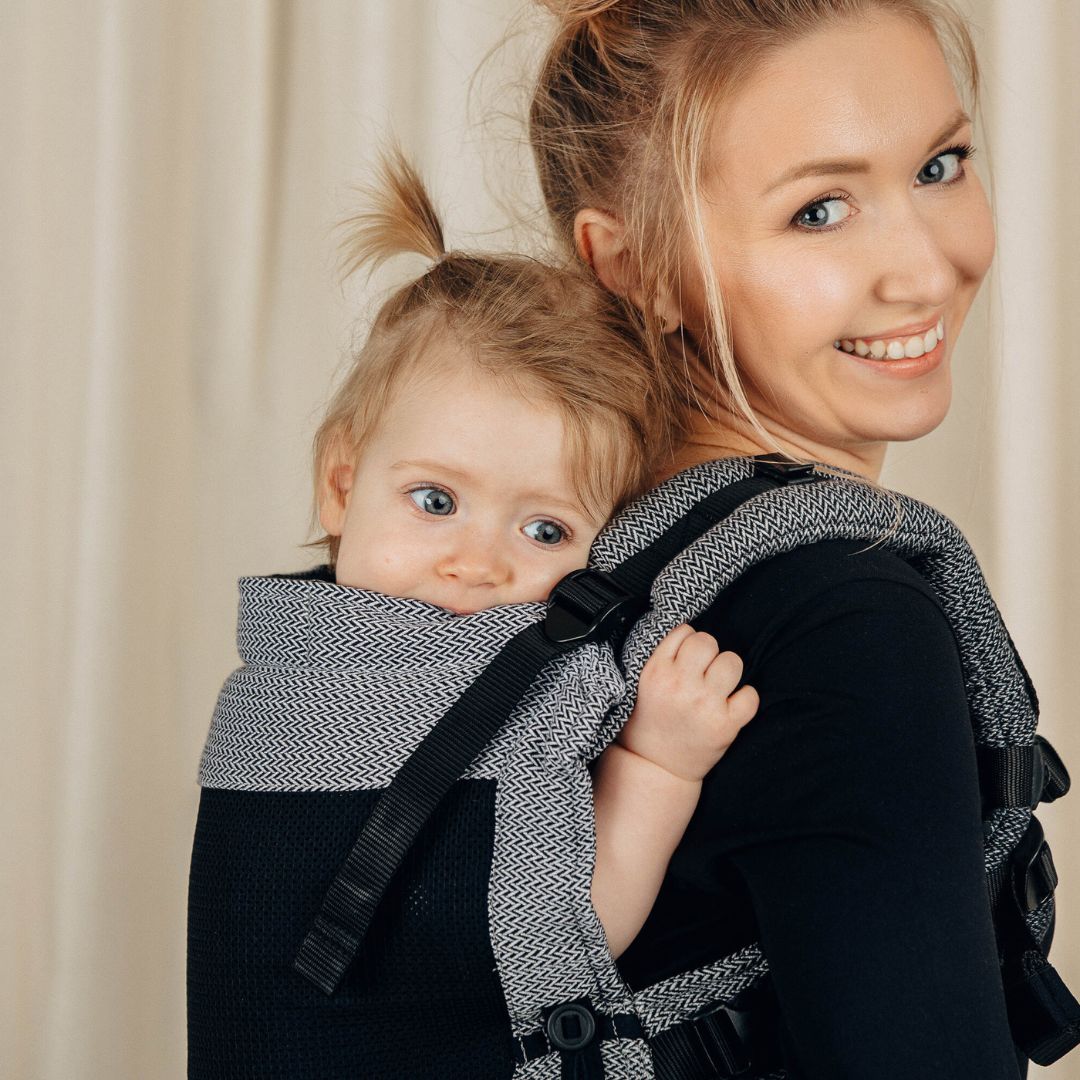 LennyLamb - LennyUpgrade Mesh Baby Carrier - Little Herringbone - Ombre Grey - Cloth and Carry