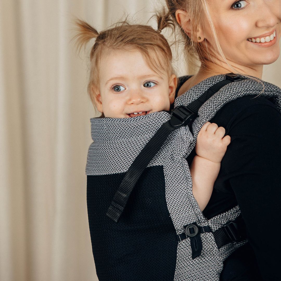 LennyLamb - LennyUpgrade Mesh Baby Carrier - Little Herringbone - Ombre Grey - Cloth and Carry