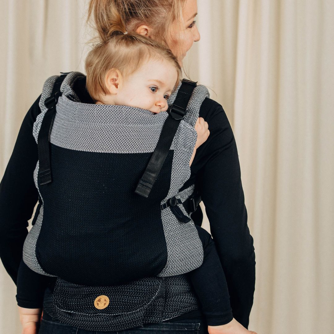 LennyLamb - LennyUpgrade Mesh Baby Carrier - Little Herringbone - Ombre Grey - Cloth and Carry